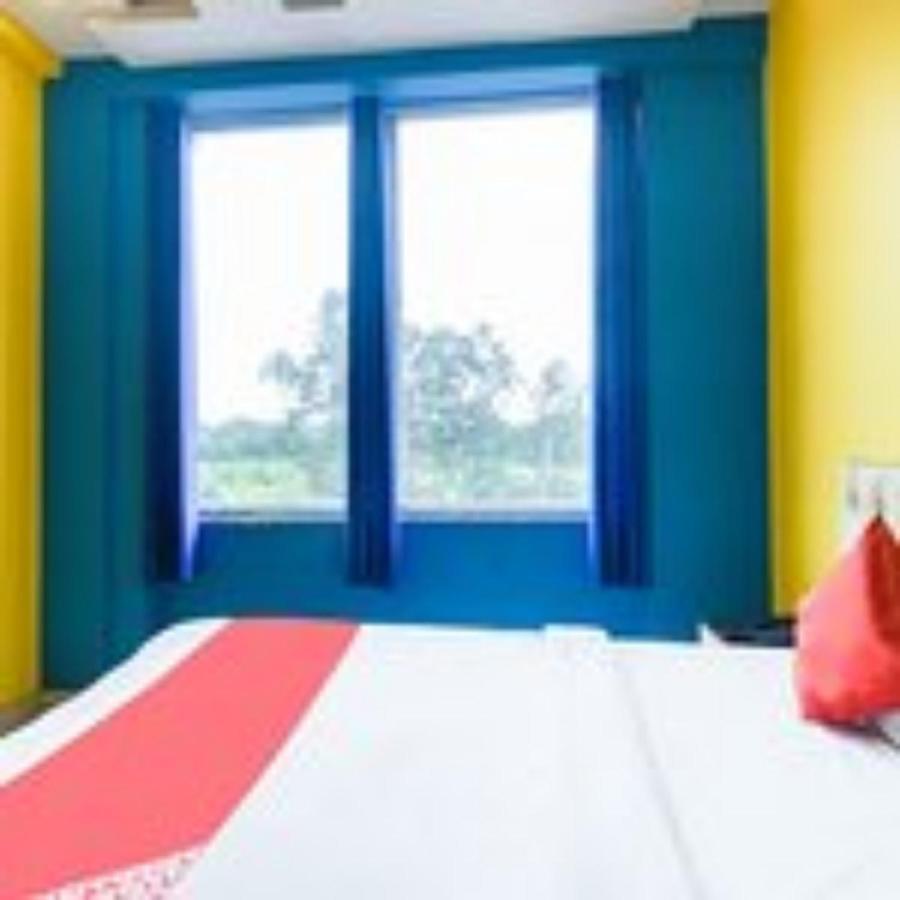 Staymaker Royal Galaxy Durgāpur Exterior photo